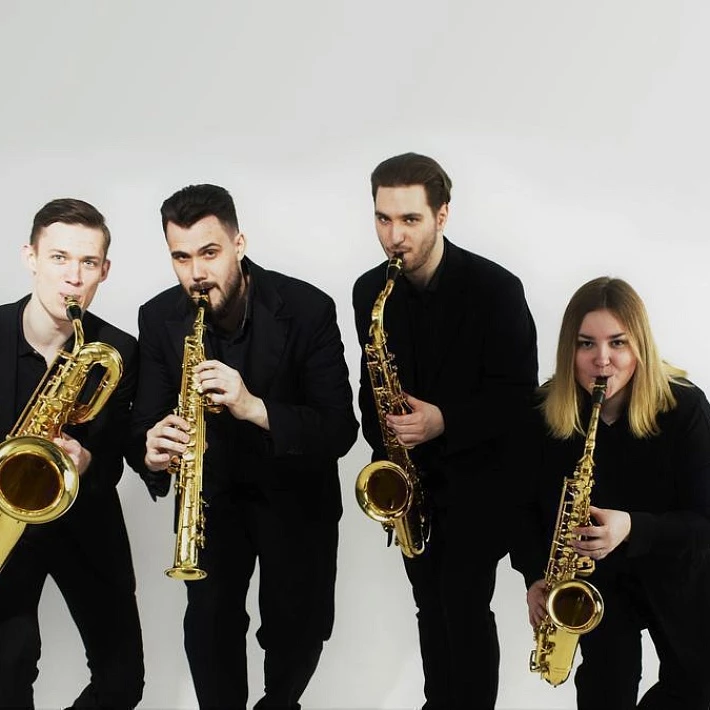 «Новогодние мелодии». Концерт квартета саксофонов Clover Sax Quartet