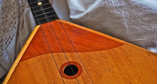 Музыкальная программа для детей «Музыка истоков. Как звучат народные инструменты?»